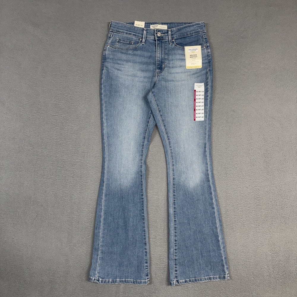Signature Levis Jeans Womens 4 Short Blue Mid Rise Bootcut Distressed Denim NWT